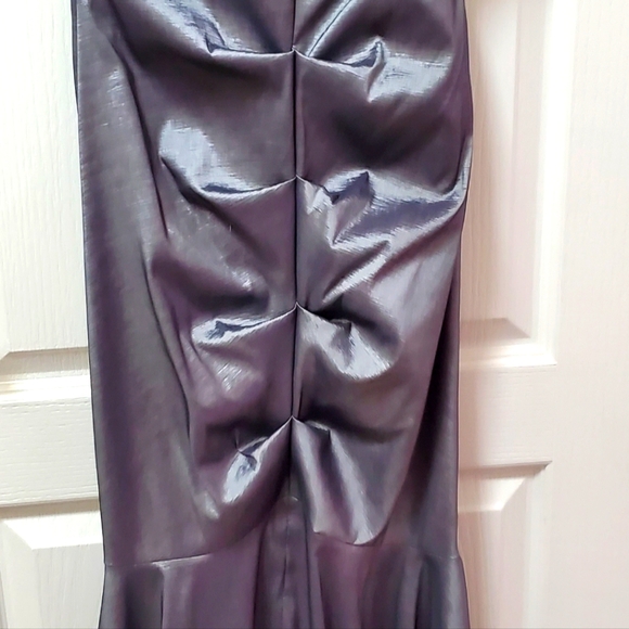 Cache Silver Long Evening Gown in Size 8 - Picture 7 of 9